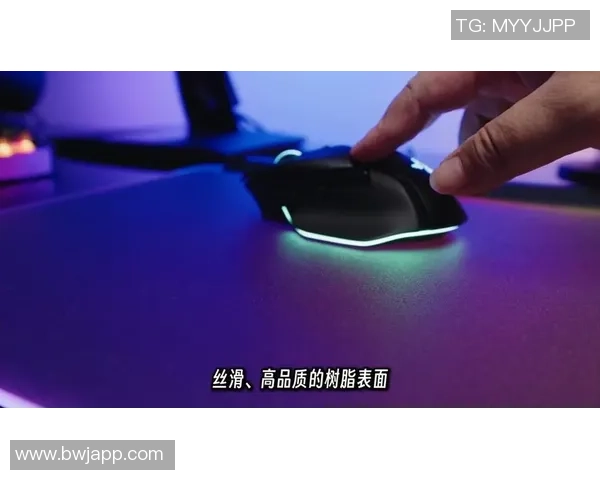 选手专属外设大揭秘定制键盘鼠标助力游戏巅峰对决 选手专属外设大揭秘定制键盘鼠标助力游戏巅峰对决